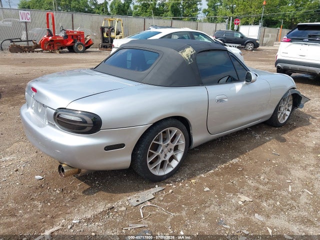 45717800 :رقم المزاد ، JM1NB353440403294 vin ، 2004 Mazda Mx-5 Miata Ls مزاد بيع