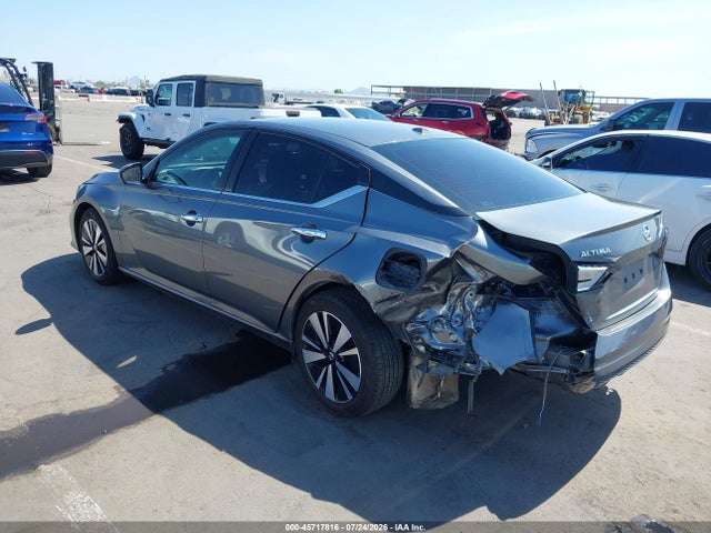 1N4BL4DV1MN389131 Nissan Altima Sv Fwd