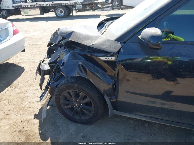 KIA Soul 2016 KNDJN2A29G7318640 Image 6