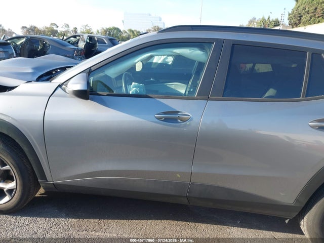 KL77LHEP2SC321885 Chevrolet Trax Fwd Lt