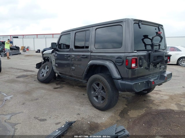 45717866 :رقم المزاد ، 1C4HJXEG2LW332473 vin ، 2020 Jeep Wrangler Unlimited Sahara Altitude 4x4 مزاد بيع