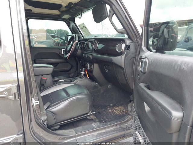 45717866 :رقم المزاد ، 1C4HJXEG2LW332473 vin ، 2020 Jeep Wrangler Unlimited Sahara Altitude 4x4 مزاد بيع
