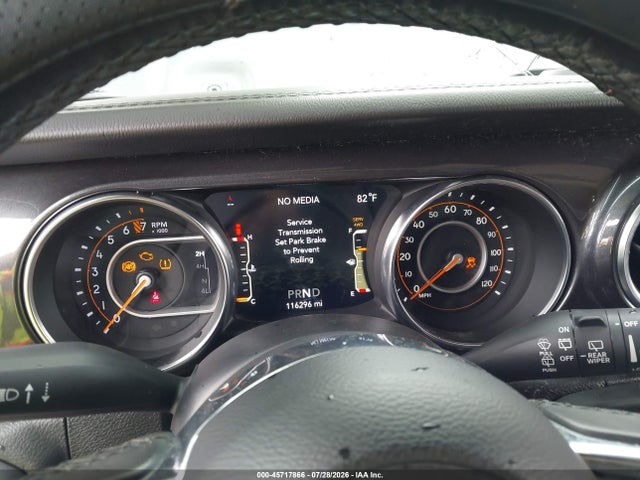 45717866 :رقم المزاد ، 1C4HJXEG2LW332473 vin ، 2020 Jeep Wrangler Unlimited Sahara Altitude 4x4 مزاد بيع