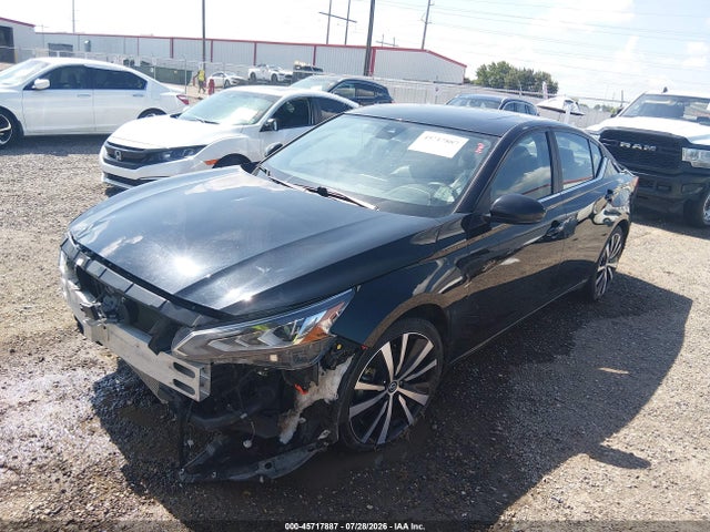 45717887 :رقم المزاد ، 1N4AL4CV6MN360012 vin ، 2021 Nissan Altima Sr Vc-turbo Fwd مزاد بيع