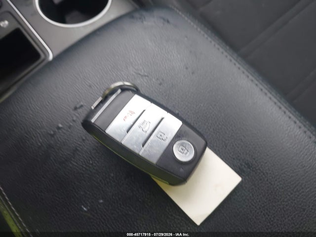 45717915 :رقم المزاد ، 5XYPGDA58LG696908 vin ، 2020 Kia Sorento 3.3l S مزاد بيع