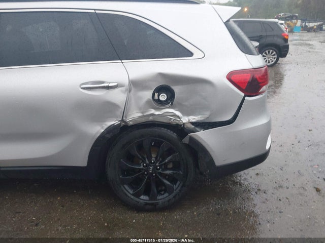 45717915 :رقم المزاد ، 5XYPGDA58LG696908 vin ، 2020 Kia Sorento 3.3l S مزاد بيع