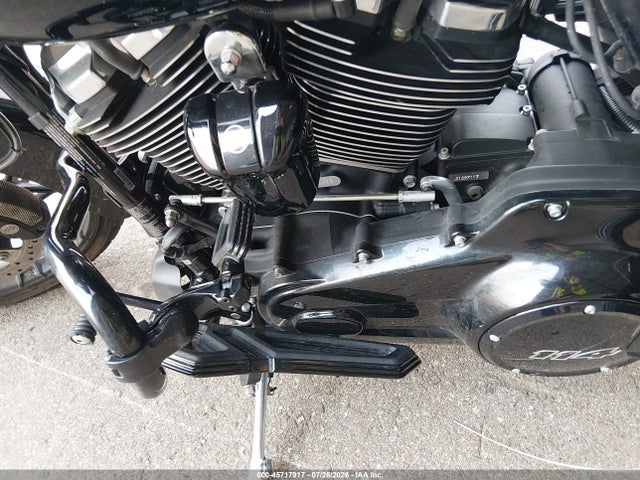 45717917 :رقم المزاد ، 1HD1KTP17PB641321 vin ، 2023 Harley-davidson Fltrxs مزاد بيع