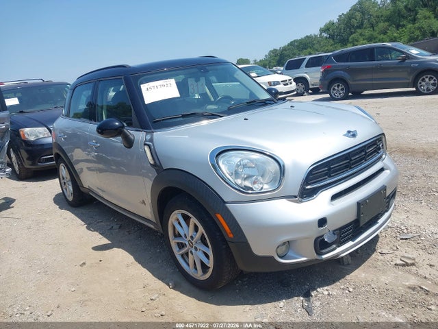 Продаж на аукціоні авто 2015 Mini Countryman Cooper S, vin: WMWZC5C56FWP45583, номер лоту: 45717922
