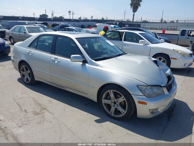 2004 Lexus Is 300 მანქანა იყიდება აუქციონზე, vin: JTHBD192240082874, აუქციონის ნომერი: 45717957