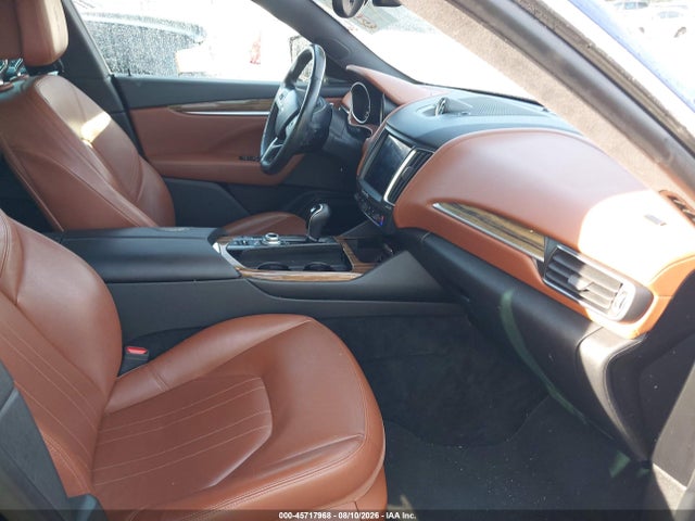 45717968 :رقم المزاد ، ZN661XUA2JX284399 vin ، 2018 Maserati Levante مزاد بيع