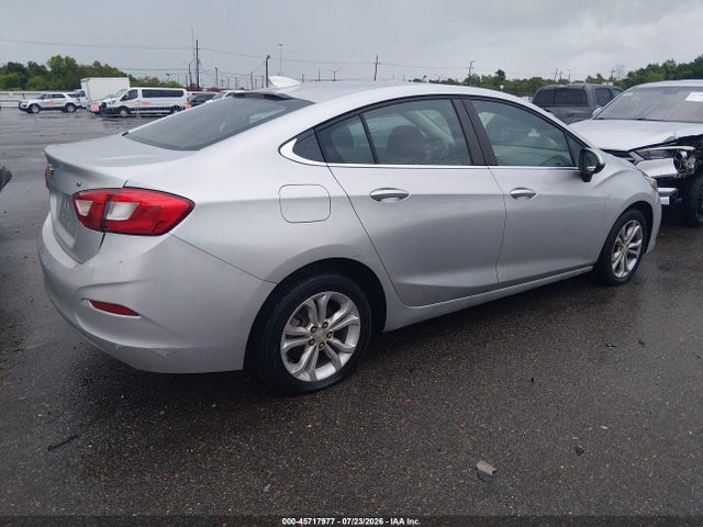 Продаж на аукціоні авто 2019 Chevrolet Cruze Lt, vin: 1G1BE5SM0K7123291, номер лоту: 45717977