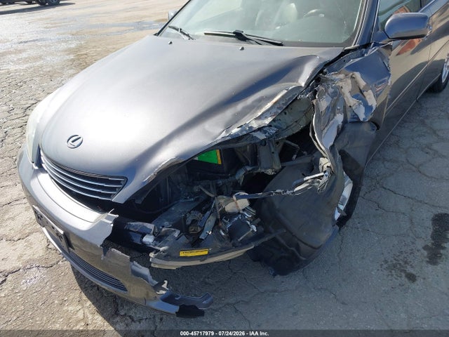 2002 Lexus Es 300 მანქანა იყიდება აუქციონზე, vin: JTHBF30G625007660, აუქციონის ნომერი: 45717979