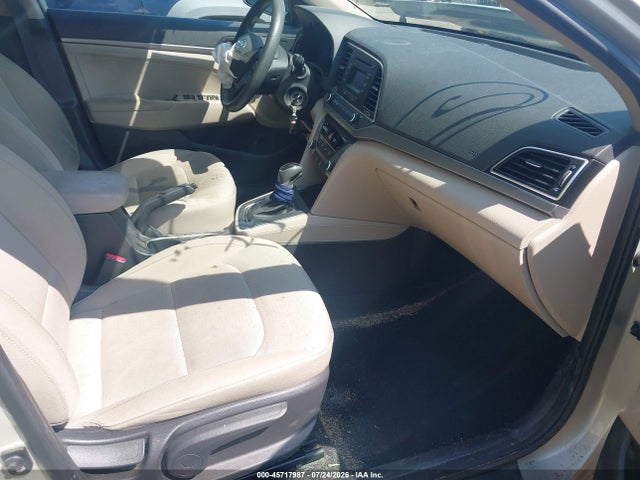 Продаж на аукціоні авто 2017 Hyundai Elantra Se, vin: KMHD74LF7HU421427, номер лоту: 45717987