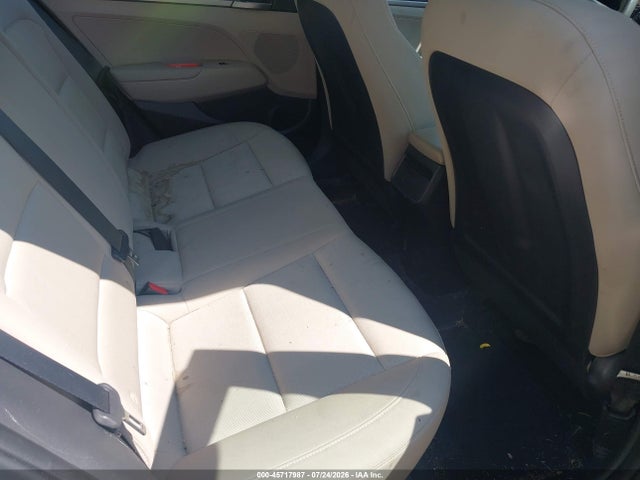Продаж на аукціоні авто 2017 Hyundai Elantra Se, vin: KMHD74LF7HU421427, номер лоту: 45717987