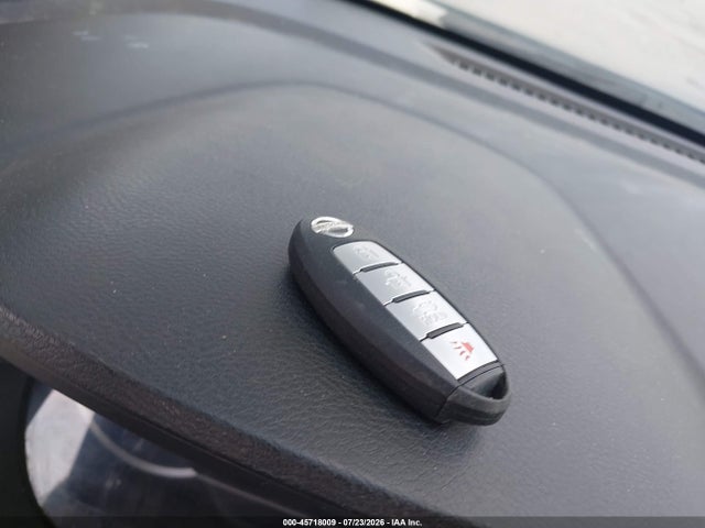 2021 Nissan Versa Sv Xtronic Cvt მანქანა იყიდება აუქციონზე, vin: 3N1CN8EV8ML826270, აუქციონის ნომერი: 45718009
