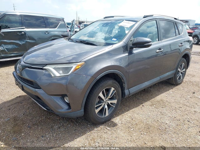 2018 Toyota Rav4 Xle მანქანა იყიდება აუქციონზე, vin: 2T3WFREV6JW517477, აუქციონის ნომერი: 45718011