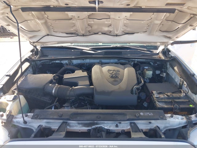 3TMAZ5CNXGM007642 Toyota Tacoma Sr5 V6