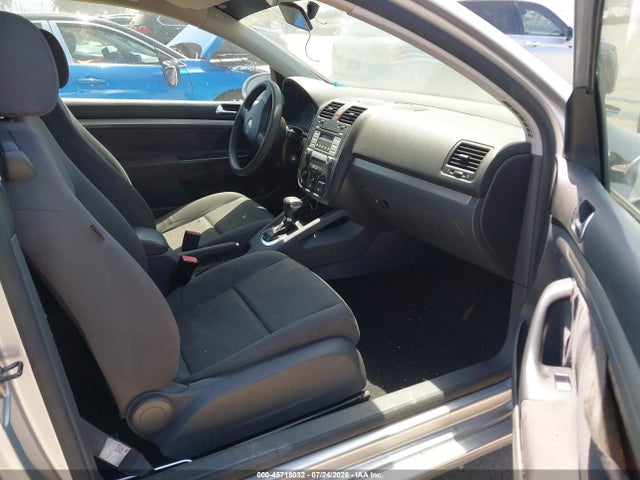 2009 Volkswagen Rabbit S მანქანა იყიდება აუქციონზე, vin: WVWBB71K49W018667, აუქციონის ნომერი: 45718032