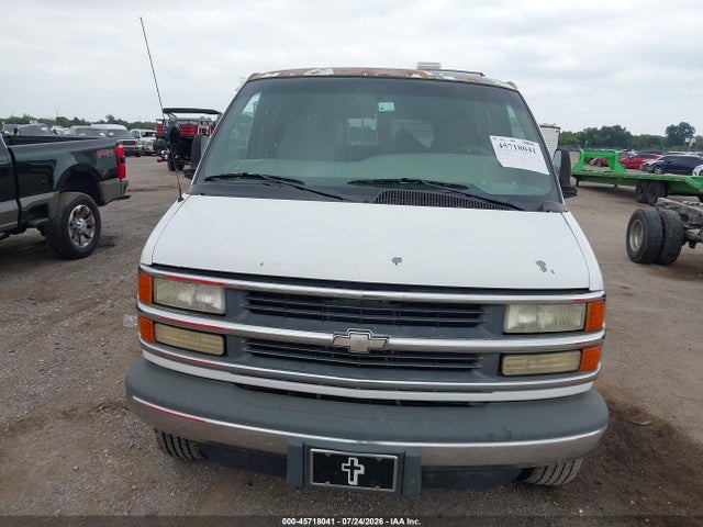 Продаж на аукціоні авто 2001 Chevrolet Express, vin: 1GAHG39R011208952, номер лоту: 45718041