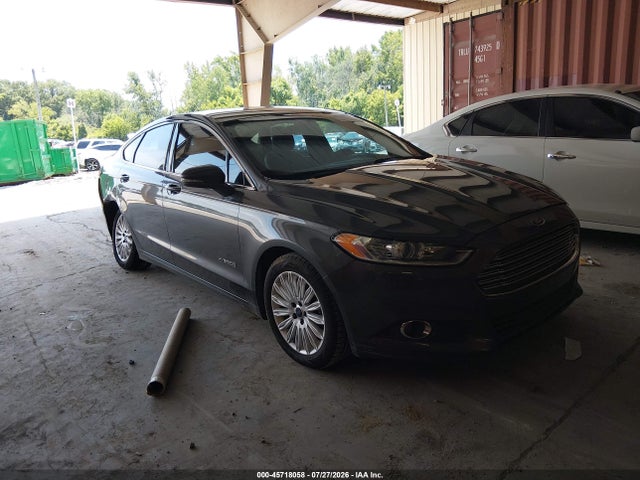 2015 Ford Fusion Hybrid Se მანქანა იყიდება აუქციონზე, vin: 3FA6P0LU8FR141482, აუქციონის ნომერი: 45718058