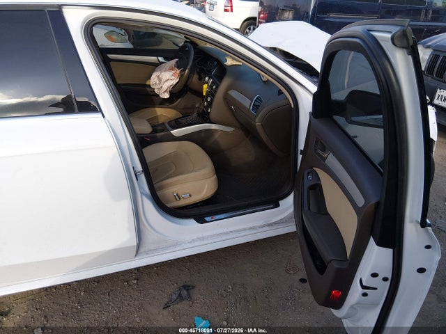 Продажа на аукционе авто 2015 Audi A4 2.0t Premium, vin: WAUAFAFL1FA027332, номер лота: 45718081