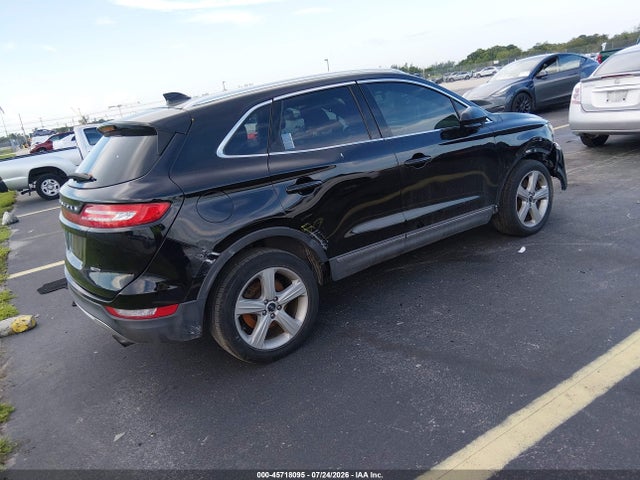 2016 Lincoln Mkc Premier მანქანა იყიდება აუქციონზე, vin: 5LMCJ1C98GUJ21266, აუქციონის ნომერი: 45718095