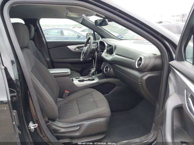 2021 Chevrolet Blazer Fwd 2lt მანქანა იყიდება აუქციონზე, vin: 3GNKBCRS7MS562606, აუქციონის ნომერი: 45718106