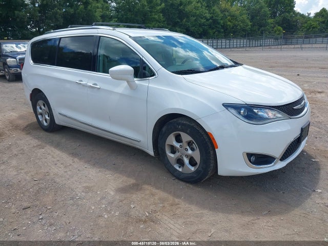45718120 :رقم المزاد ، 2C4RC1EG7HR539081 vin ، 2017 Chrysler Pacifica Touring-l Plus مزاد بيع