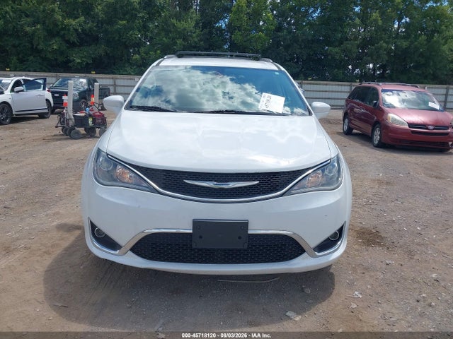 45718120 :رقم المزاد ، 2C4RC1EG7HR539081 vin ، 2017 Chrysler Pacifica Touring-l Plus مزاد بيع