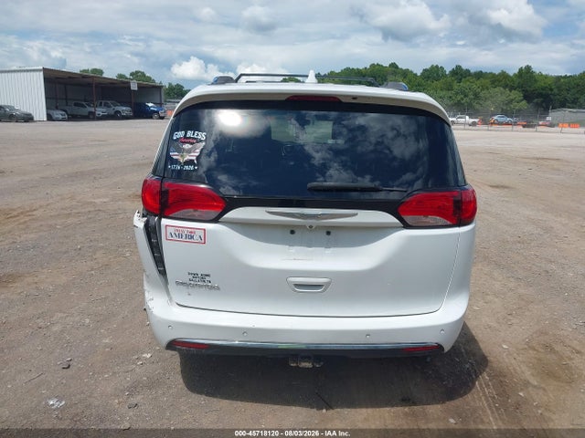 45718120 :رقم المزاد ، 2C4RC1EG7HR539081 vin ، 2017 Chrysler Pacifica Touring-l Plus مزاد بيع