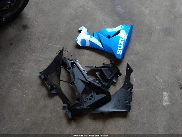 Suzuki Gsx800 F 2025 JS1EM13B9S7102219 Image 12