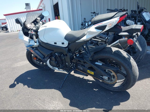 2023 Suzuki Gsx-r750 მანქანა იყიდება აუქციონზე, vin: JS1GR7MA7P7100169, აუქციონის ნომერი: 45718234