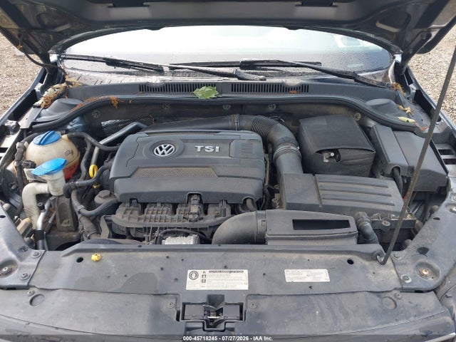2015 Volkswagen Jetta 1.8t Se მანქანა იყიდება აუქციონზე, vin: 3VWD17AJ0FM310294, აუქციონის ნომერი: 45718245