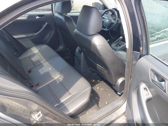 2015 Volkswagen Jetta 1.8t Se მანქანა იყიდება აუქციონზე, vin: 3VWD17AJ0FM310294, აუქციონის ნომერი: 45718245