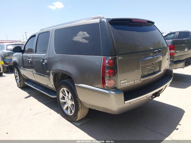 Продаж на аукціоні авто 2012 Gmc Yukon Xl 1500 Denali, vin: 1GKS2MEF3CR184412, номер лоту: 45718252