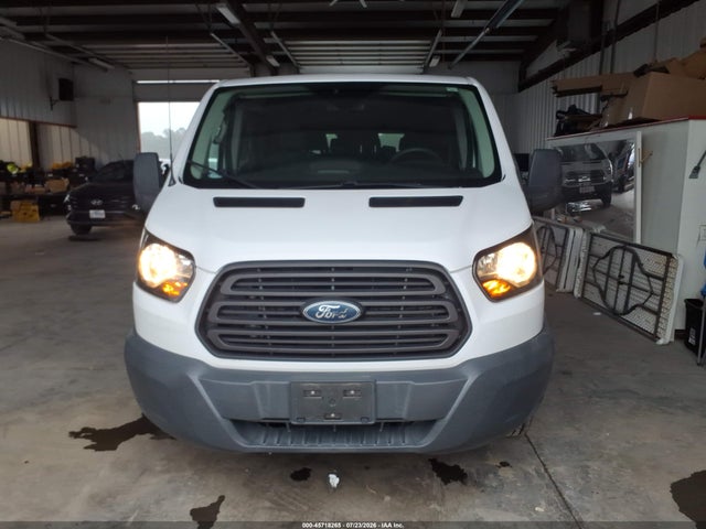 1FBZX2ZM0JKB42671 Ford Transit-350 Xl