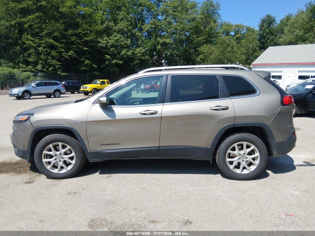 45718289 :رقم المزاد ، 1C4PJMCB4HW521246 vin ، 2017 Jeep Cherokee Latitude مزاد بيع