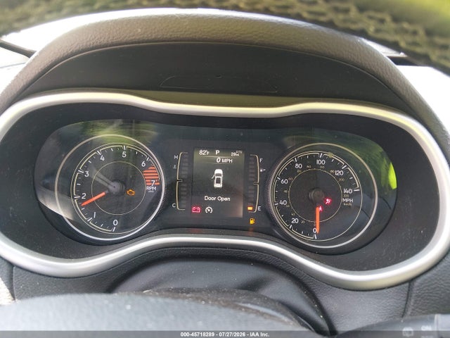 45718289 :رقم المزاد ، 1C4PJMCB4HW521246 vin ، 2017 Jeep Cherokee Latitude مزاد بيع