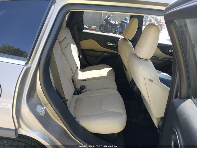45718289 :رقم المزاد ، 1C4PJMCB4HW521246 vin ، 2017 Jeep Cherokee Latitude مزاد بيع