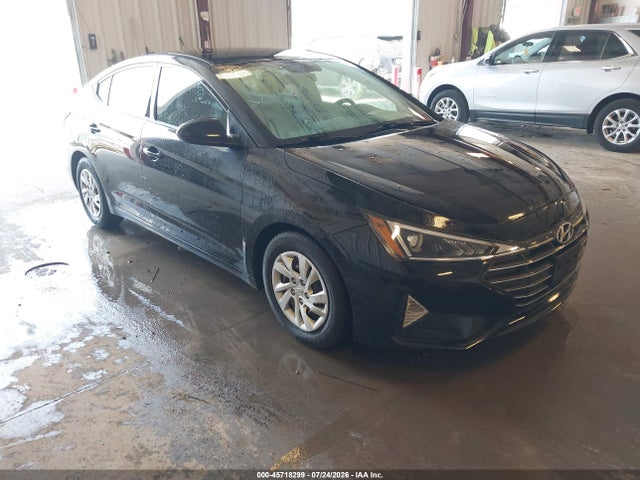 Продажа на аукционе авто 2019 Hyundai Elantra Se, vin: 5NPD74LF1KH497201, номер лота: 45718299