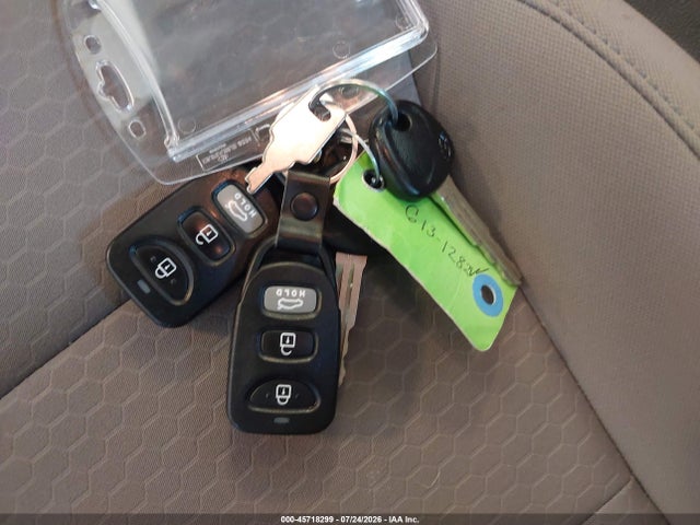 Продажа на аукционе авто 2019 Hyundai Elantra Se, vin: 5NPD74LF1KH497201, номер лота: 45718299