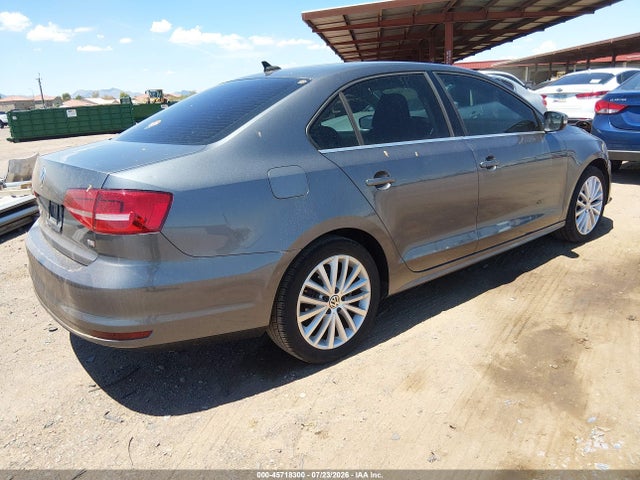 2015 Volkswagen Jetta 1.8t Se მანქანა იყიდება აუქციონზე, vin: 3VWD07AJ8FM402188, აუქციონის ნომერი: 45718300