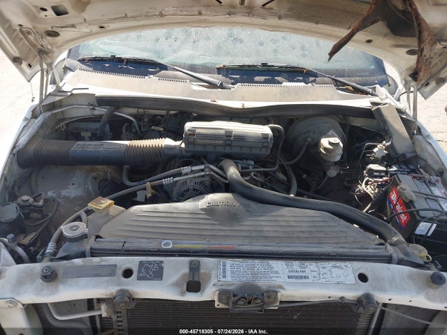 45718305 :رقم المزاد ، 1B7HC13Z1YJ153891 vin ، 2000 Dodge Ram 1500 St مزاد بيع