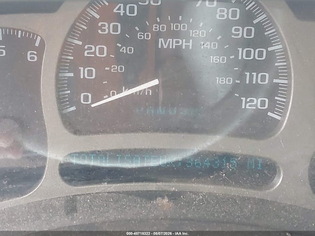 45718322 :رقم المزاد ، 1GKFK66UX5J174553 vin ، 2005 Gmc Yukon Xl 1500 Denali مزاد بيع