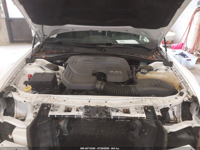 2017 Chrysler 300 მანქანა იყიდება აუქციონზე, vin: 2C3CCAGG1HH582697, აუქციონის ნომერი: 45718355