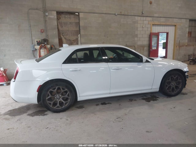 2017 Chrysler 300 მანქანა იყიდება აუქციონზე, vin: 2C3CCAGG1HH582697, აუქციონის ნომერი: 45718355