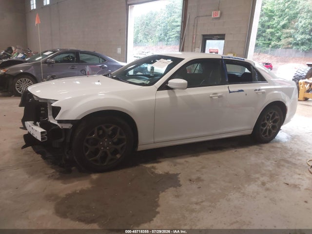 2017 Chrysler 300 მანქანა იყიდება აუქციონზე, vin: 2C3CCAGG1HH582697, აუქციონის ნომერი: 45718355