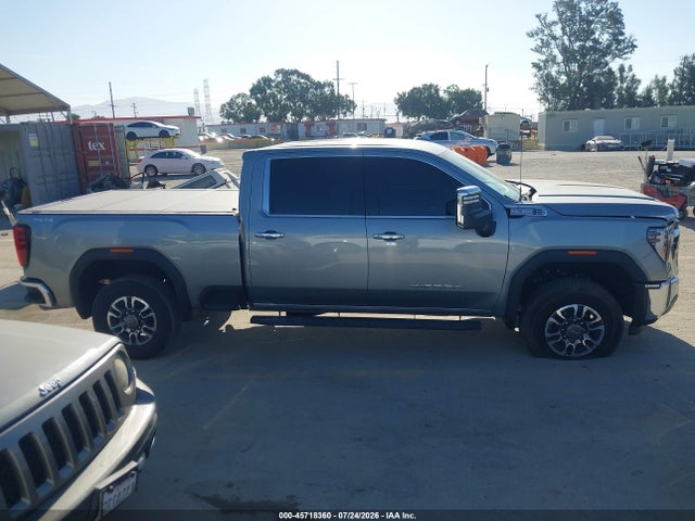 1GT4UNE7XSF341141 GMC Sierra 2500hd 4wd Standard Bed Slt