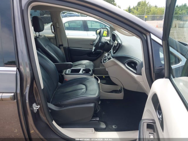 2021 Chrysler Pacifica Touring L მანქანა იყიდება აუქციონზე, vin: 2C4RC1BG9MR529053, აუქციონის ნომერი: 45718368