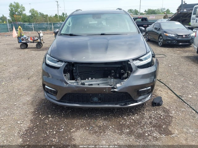 2021 Chrysler Pacifica Touring L მანქანა იყიდება აუქციონზე, vin: 2C4RC1BG9MR529053, აუქციონის ნომერი: 45718368